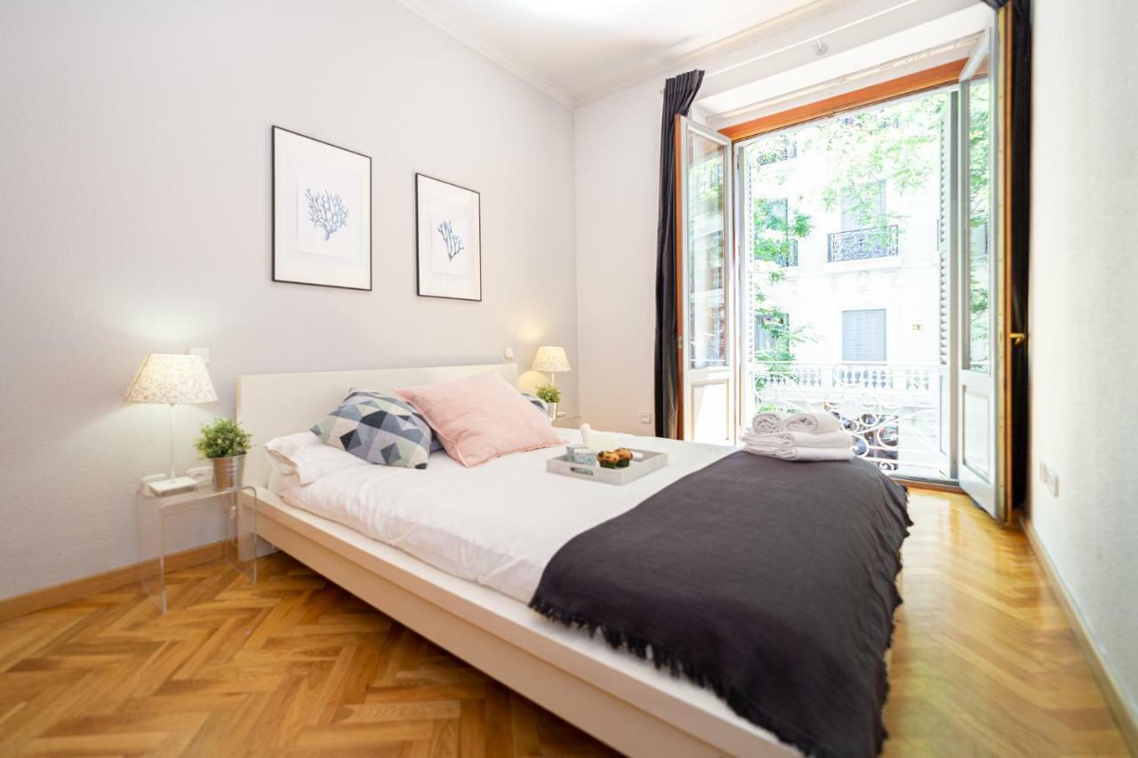 Apartamentos Plaza De Espana 마드리드 외부 사진