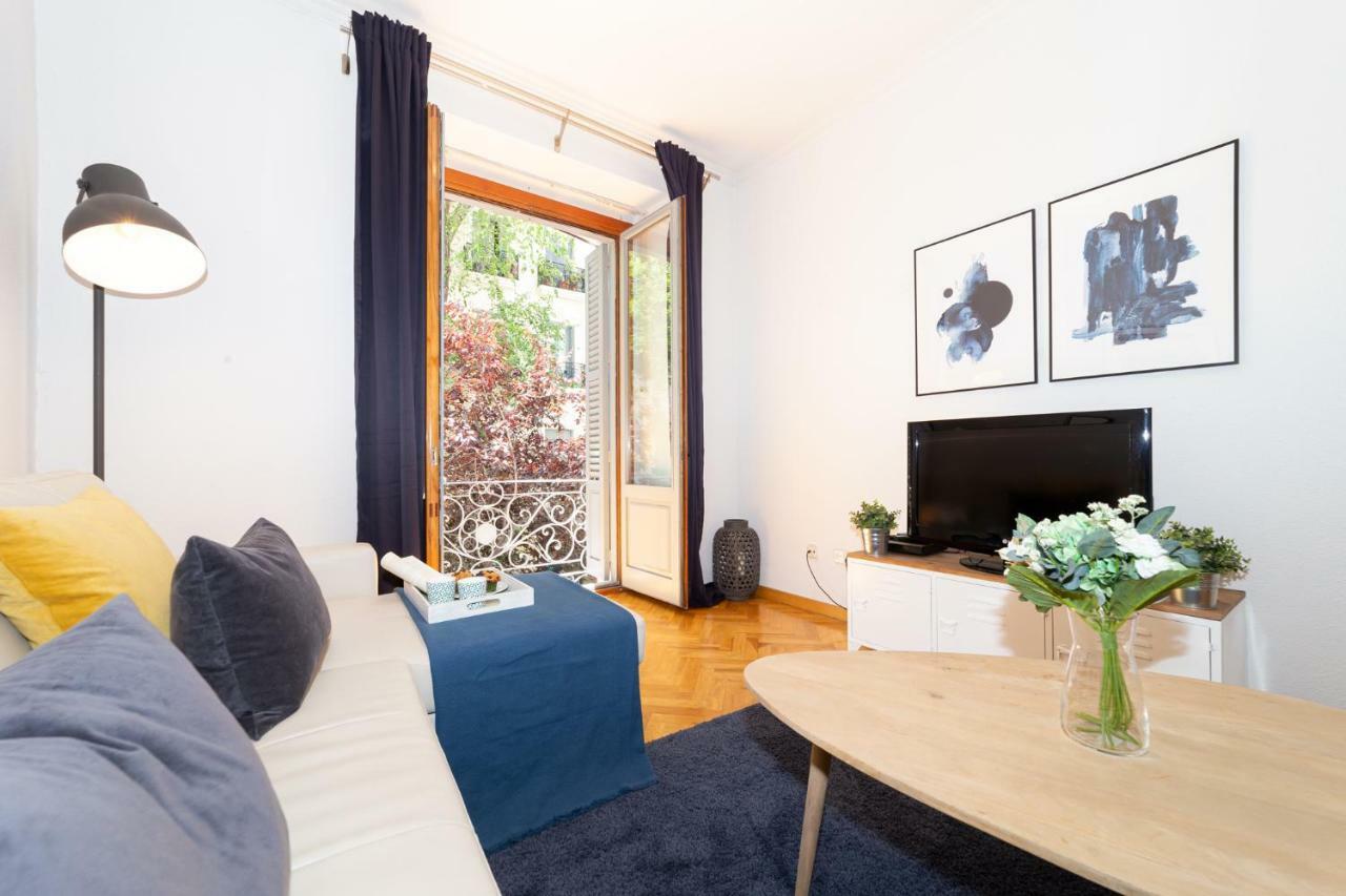 Apartamentos Plaza De Espana 마드리드 외부 사진