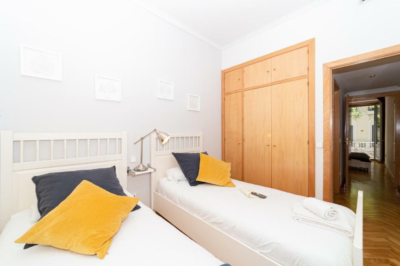Apartamentos Plaza De Espana 마드리드 외부 사진