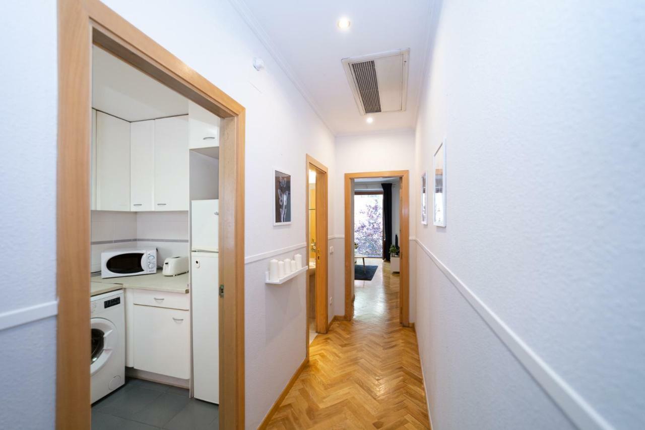 Apartamentos Plaza De Espana 마드리드 외부 사진
